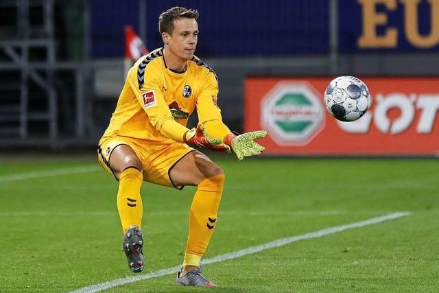 Medienbericht: Wechselt Freiburgs Torhter Schwolow zu Schalke?