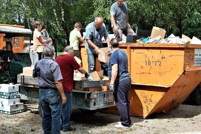 Mnnergesangverein sammelt Altpapier zur Aufbesserung der Vereinskasse