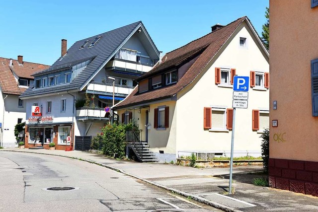 Das Haus Blumenstrae 20, das zwischen... und durch Neubebauung ersetzt werden.  | Foto: Rita Eggstein