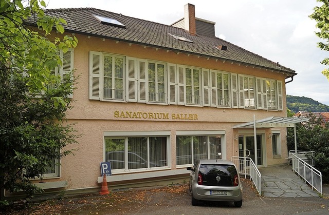 Aus dem Sanatorium Saller soll ein Gstehaus mit 17 Wohnungen werden.  | Foto: Silke Hartenstein