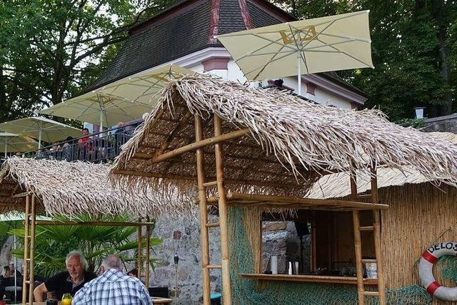 Strandbar nach Vandalismus wieder geffnet