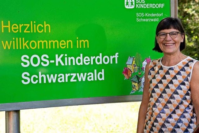 Karin Schfer nimmt Abschied von ihrer Ttigkeit als Kinderdorf-Leiterin.  | Foto: Volker Mnch