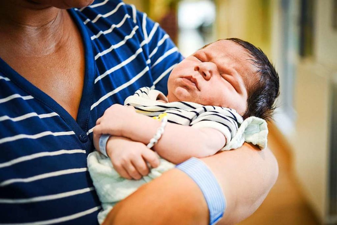 Welche Grnder gibt es fr den Babyboom?  | Foto: Jana Bauch (dpa)