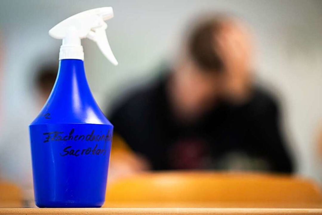 Desinfektionsspray &#8211; ein Boom-Produkt 2020.  | Foto: Jonas Güttler (dpa)