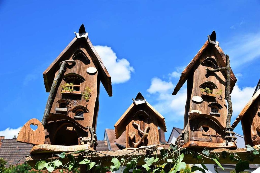 Selbstgebastelte Vogelhäuschen von Josef Schießlbauer aus Etsdorf bei Amberg  | Foto: Hildegard Siebold
