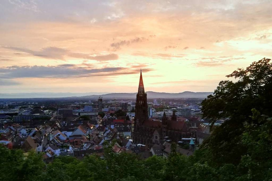 Das Ende eines perfekten Tages in Frei...uf dem Schlossberg mit Sonnenuntergang  | Foto: Maya Schulz