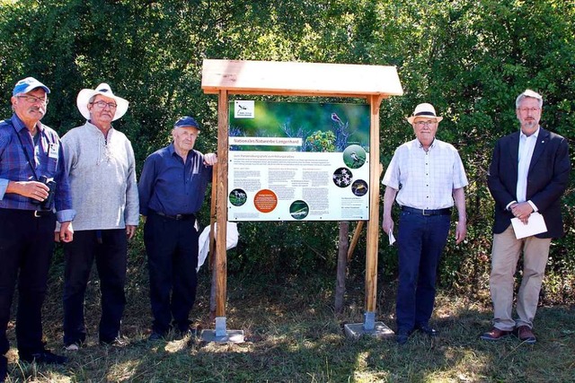 bergabe der neuen Informationstafel a...aum, Walter Caroli und  Tilman Petters  | Foto: Heidi Fel