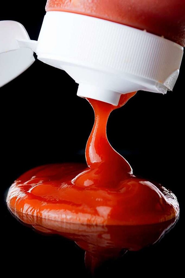 Ketchup aus der Flasche.  | Foto: showcake  (stock.adobe.com)