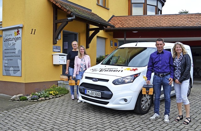 Bettina Singler und Nicole Neubauer-Hu... Geschftsfhrerin der Sozialstation.   | Foto: Nikolaus Bayer