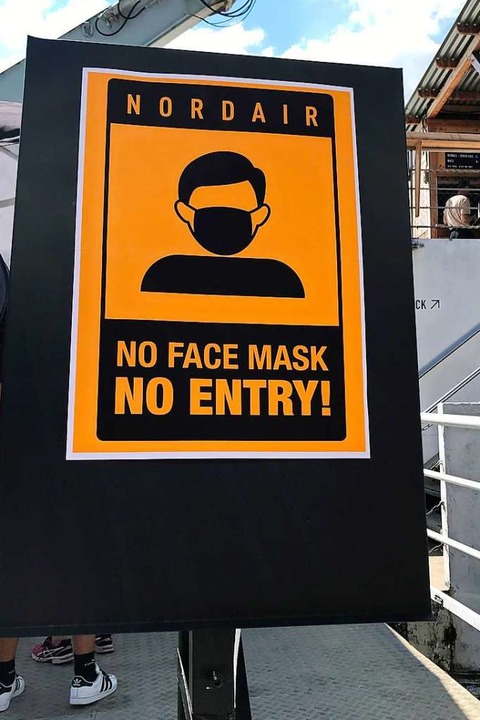 Zutritt nur mit Maske.  | Foto: Bernhard Amelung