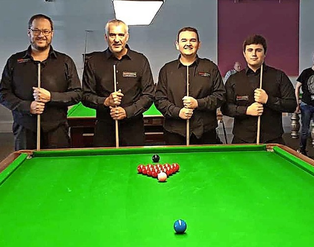 Das Offenburger Snookerteam (von links...agner, Philippe Brand und Noah Kodri.   | Foto: Privat