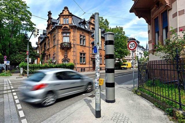 Erster Blitzer in einer 20er-Zone in Freiburg soll Autos bremsen
