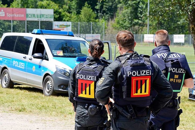 Nach wie vor ist die polizeiliche Prsenz in Oppenau hoch.   | Foto: hr