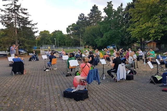 Ungemtliches Wetter: Die Stadtkapelle verschiebt ihr erstes von zwei Open-Air-Konzerten