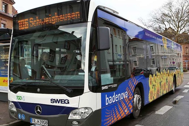 Die Buslinie 106 fhrt von Schweighaus...tenheim und wieder zurck (Archivbild)  | Foto: Christoph Breithaupt