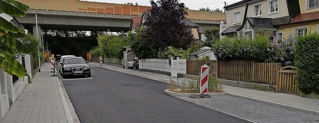 Eine neue Asphaltdecke und Parkbuchten hat  die  Sundgaustrae erhalten.  | Foto: Quelle: Stadtverwaltung Weil am Rhein