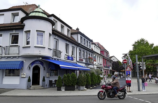 Um die Steffen-Huser am Oberrheinplat...ich der Leserbriefschreiber Gedanken.   | Foto: Verena Pichler