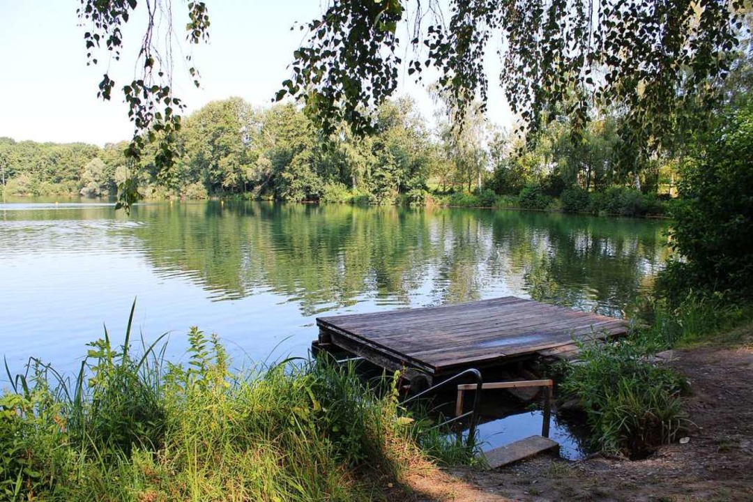 Der Steg am See soll weg damit die Gemeinde bei Unfällen nicht haften