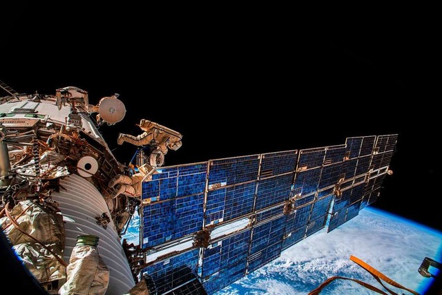Die Kosmonauten Oleg Germanowitsch Art...r das sogenannte Icarus-Projekt ist.   | Foto: Alexander Gerst