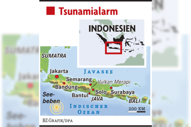 Flutwelle schwappt auf die Insel Java