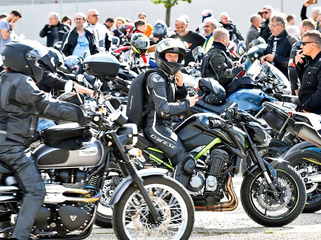 Von Enduro bis Harley – Motorrad-Demo gegen pauschale Fahrverbote.