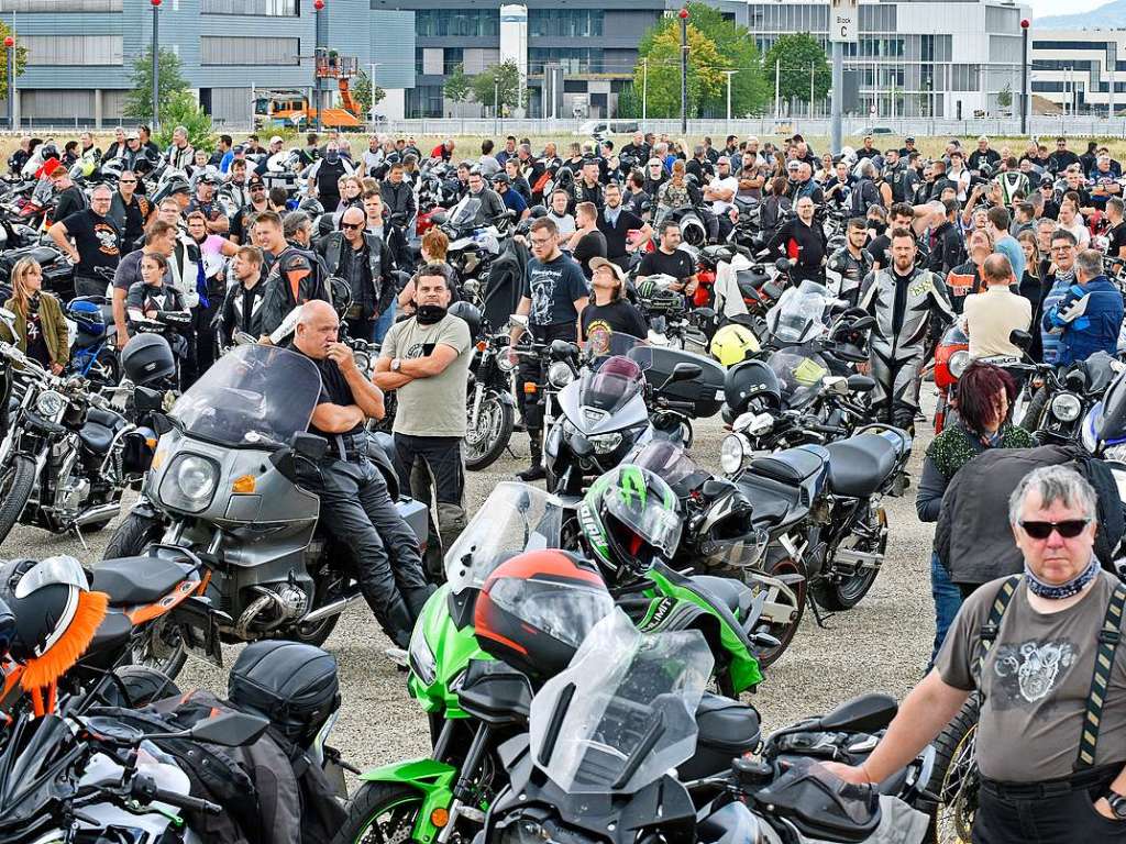 Von Enduro bis Harley – Motorrad-Demo gegen pauschale Fahrverbote.