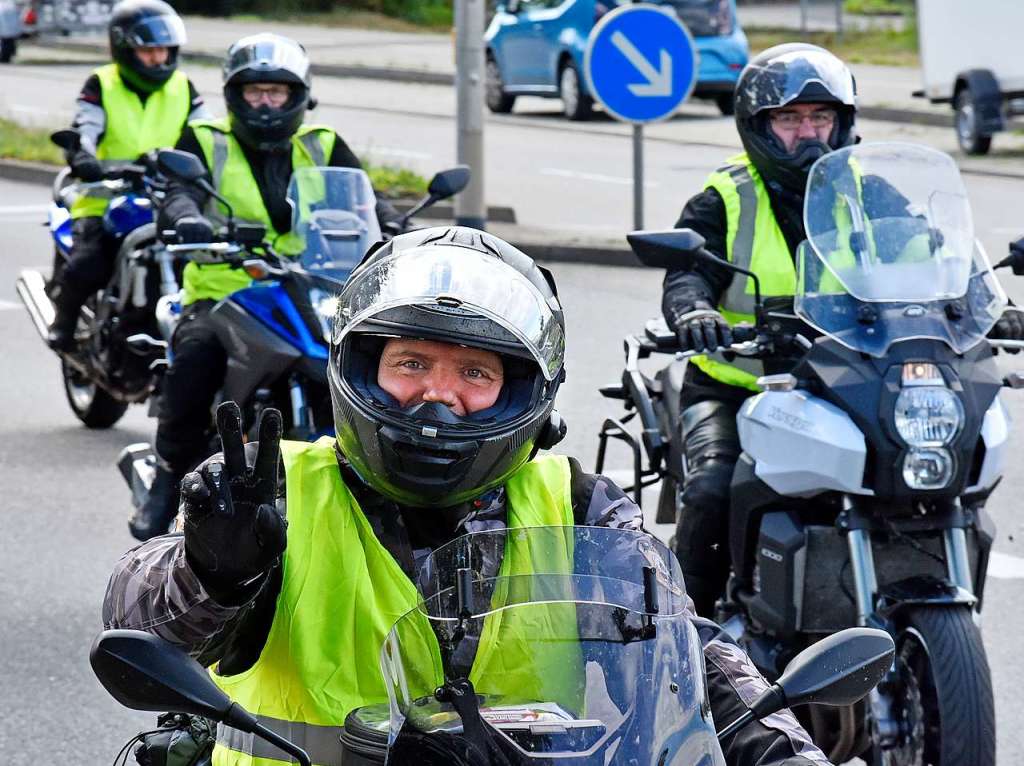 Von Enduro bis Harley – Motorrad-Demo gegen pauschale Fahrverbote.