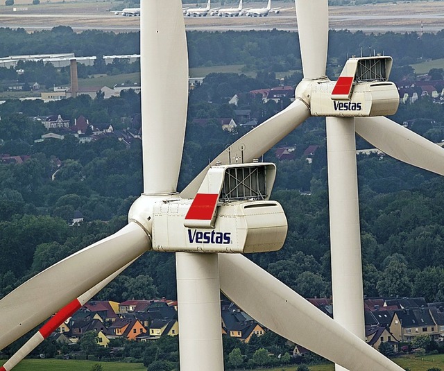 Fnf alte Windrder sollen durch neue, leistungsfhigere ersetzt werden.  | Foto: Jens Bttner (dpa)