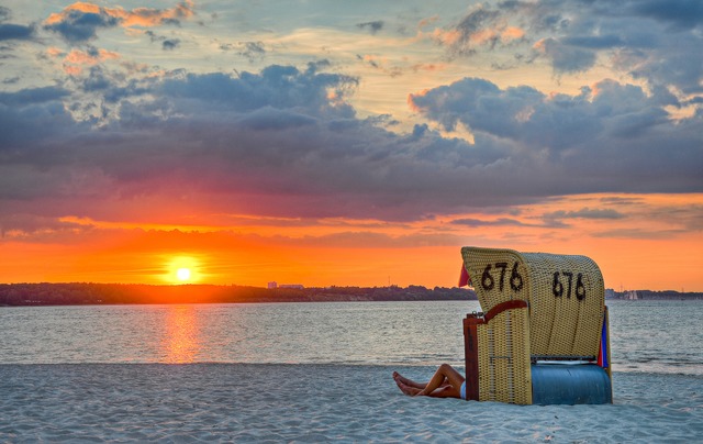 Einfach da sein, im Hier und Jetzt, oh...n das gelingt, tritt oft Erholung ein.  | Foto: Marco2811 - stock.adobe.com