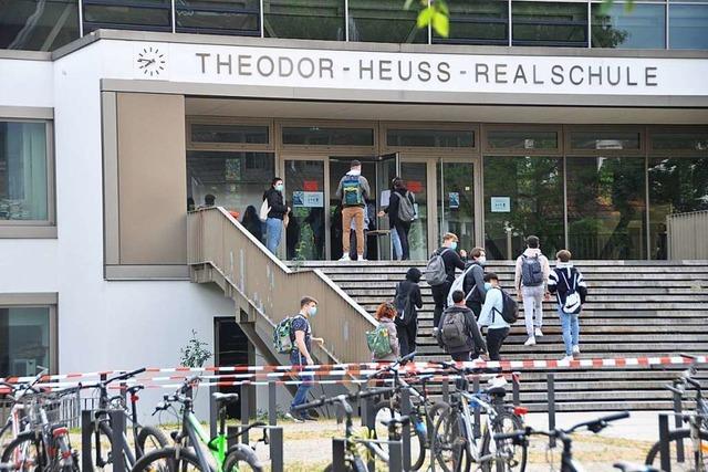 137 Schler verlassen die Theodor-Heuss-Realschule in Lrrach