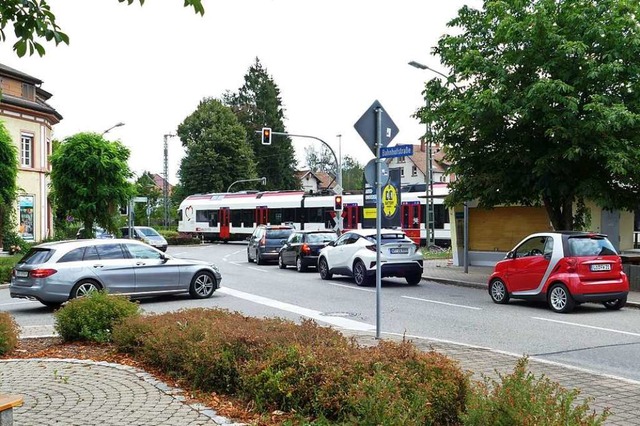 Rund um den Steinener Bahnhof ist schon heute die Verkehrsdichte hoch.  | Foto: Martina David-Wenk