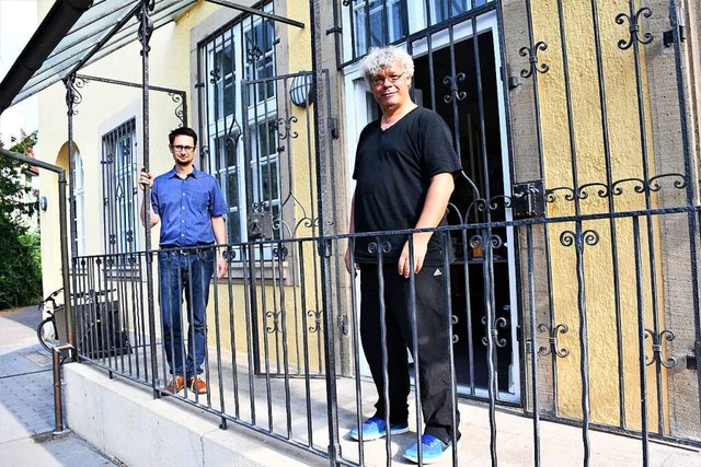 Christoph August (rechts) und Pedrag Tomic leiten die Stdtische Musikschule.  | Foto: Barbara Ruda