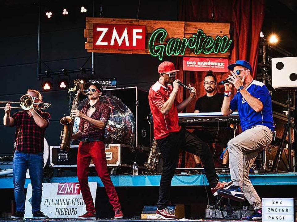 Zweierpasch auf der Bühne von &#8222;ZMF on Air&#8220;  | Foto: Stefanie Ringshofer