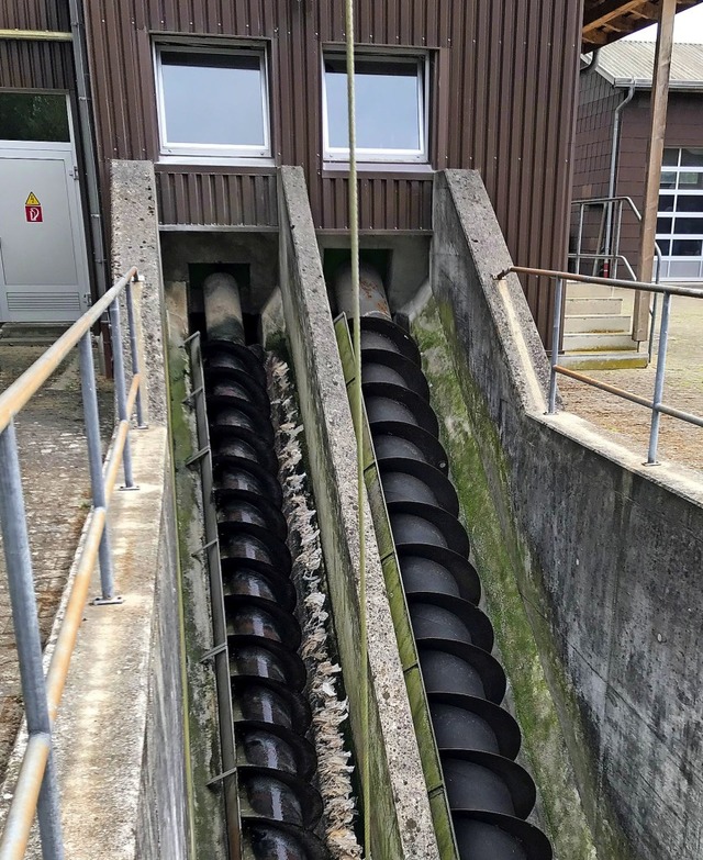 Weil der Betontrog der Trockenwettersc...zur ersten Reinigungsstufe befrdert.   | Foto: Jutta Schtz