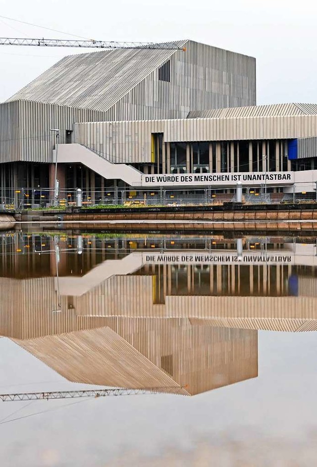 Das Badische Staatstheater soll ein echtes Schauspielhaus bekommen.  | Foto: Uli Deck (dpa)