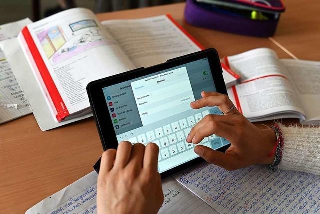 Wie die Digitalisierung an Rheinfelder Schulen forciert werden kann