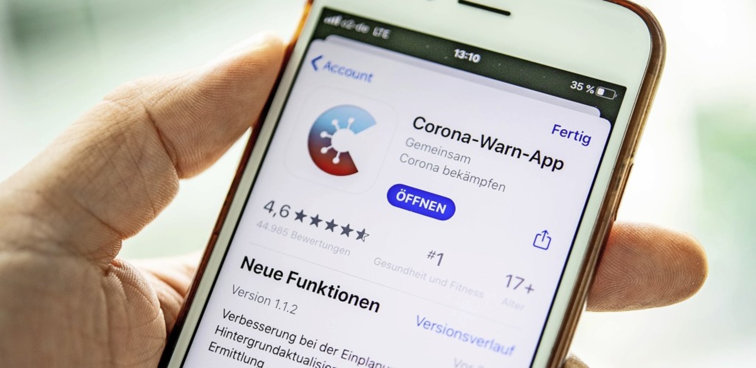 Laut Vortragsreferent Hanno Wagner vom...na-Warn-App kontinuierlich verbessert.  | Foto: Zacharie Scheurer (dpa)