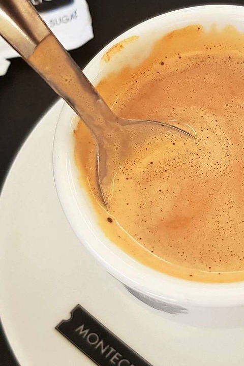 Ein klassischer spanischer Cortado, eine Art Espresso mit eine Schuss Milch  | Foto: Claudia Förster Ribet