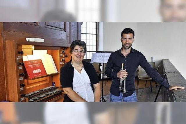 Orgelmusik und Trompete mit Abstand