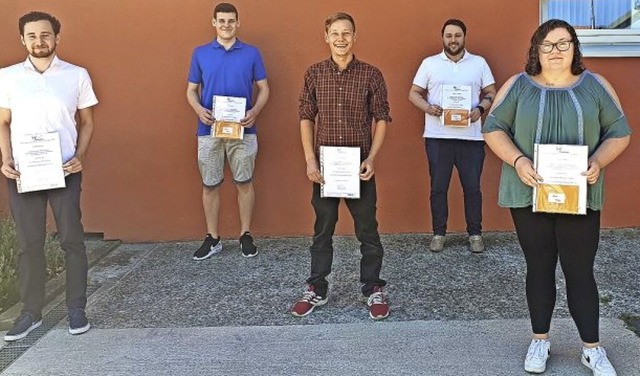 <BZ-FotoAnlauf>Kaufmnnische Schule:</...Kolibaba, Lukas Schmidt und Lea Vlz.   | Foto: Kaufmnnische Schule