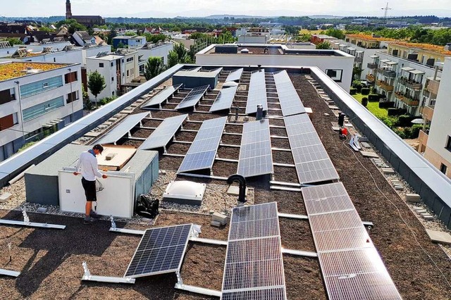 Solaranlage auf einem Stadtbau-Gebude im Wohngebiet Innere Elben  | Foto: Burkhard Flieger