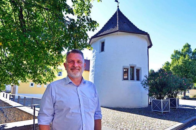 Christian Schildecker am Gigili-Turm, ... Dreiigjhrigen Krieg zerstrt wurde.  | Foto: Michael Bamberger
