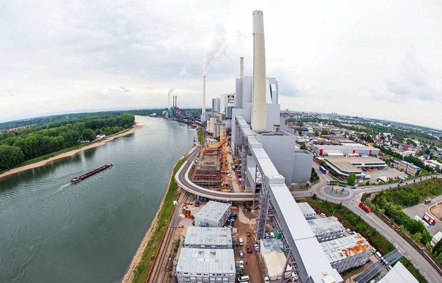 Das Kohlekraftwerk in Mannheim  | Foto: Uwe Anspach (dpa)