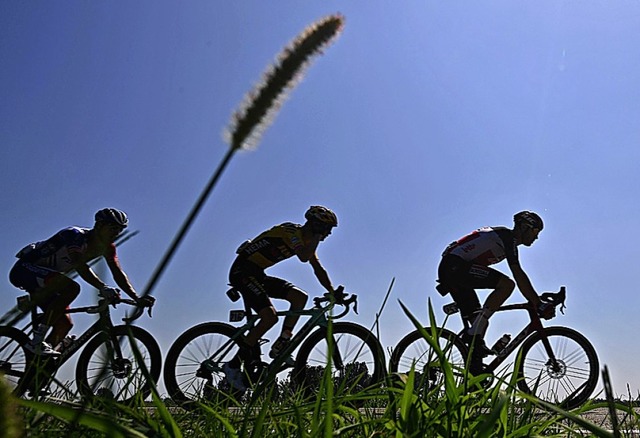 305 Kilometer &#8211; lnger war der K...nie. Dazu herrschten mehr als 30 Grad.  | Foto: MARCO BERTORELLO (AFP)