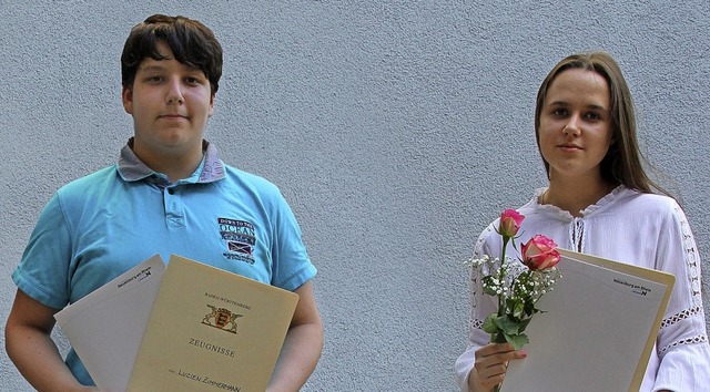 Bester Werkrealschulabschluss: Lucien Zimmermann und Anna Shelemekh  | Foto: Mathias-von-Neuenburg-Schule