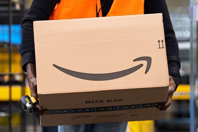 Ein Riese im Versandhandel: Amazon   | Foto: Sebastian Kahnert (dpa)