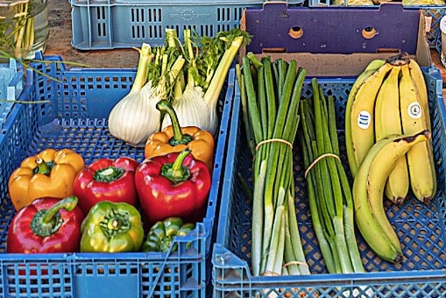 Gemse und Obst auf dem Markt  | Foto: Hubert Gemmert