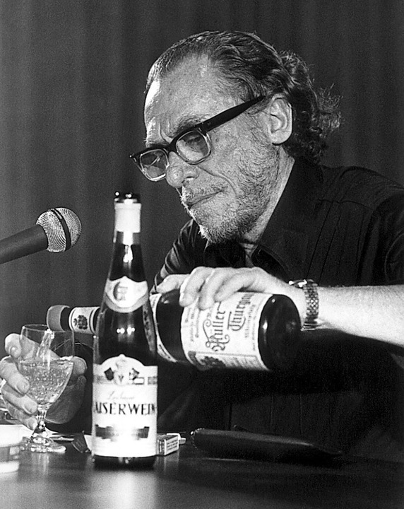 Charles Bukowski bei seiner Lesung in Hamburg 1978  | Foto: Cornelia Gus (dpa)