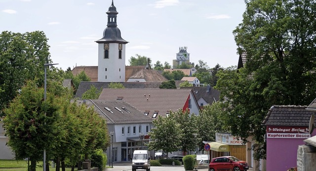 Bei einem Kirchenkonzert in Kupferzell...Mrz mehr als 100 Menschen angesteckt.  | Foto: Marijan Murat (dpa)