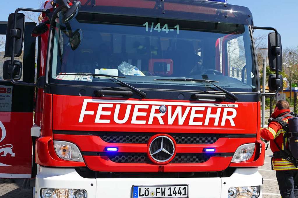 Fahrverbot Für Lkw-fahrer, Der Während Des Pkw-brands Durch 